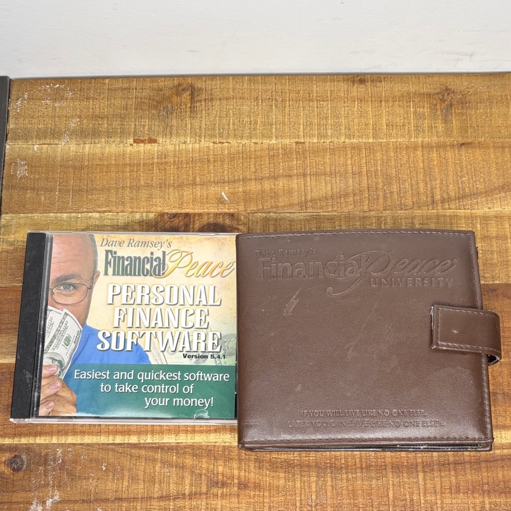 2011 Dave Ramsey Peace University 15 Disc Set and Personal Finance Software